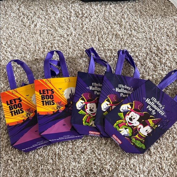 Mickey's Not So Scary  Halloween Party  Bags 2024 - Picture 1 of 3